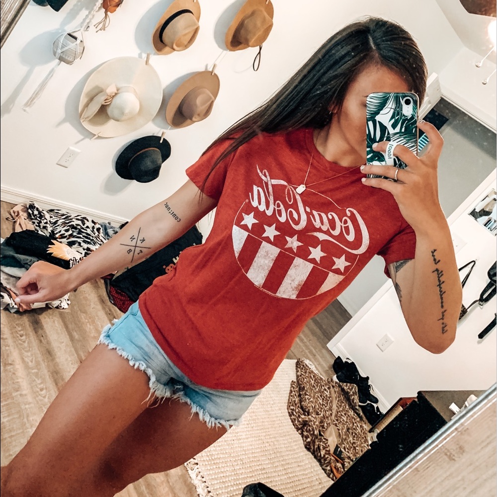 Old Navy CocaCola graphic t